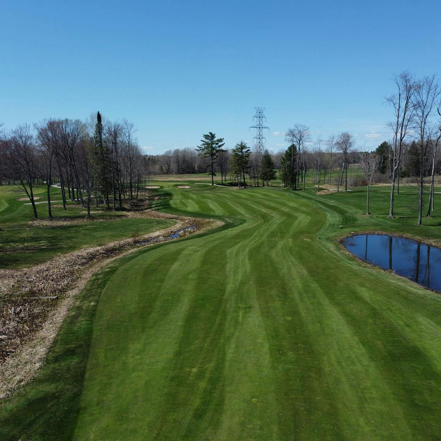 Some photos from April 27th last year. Spring golf is almost here! #PlayTheLake