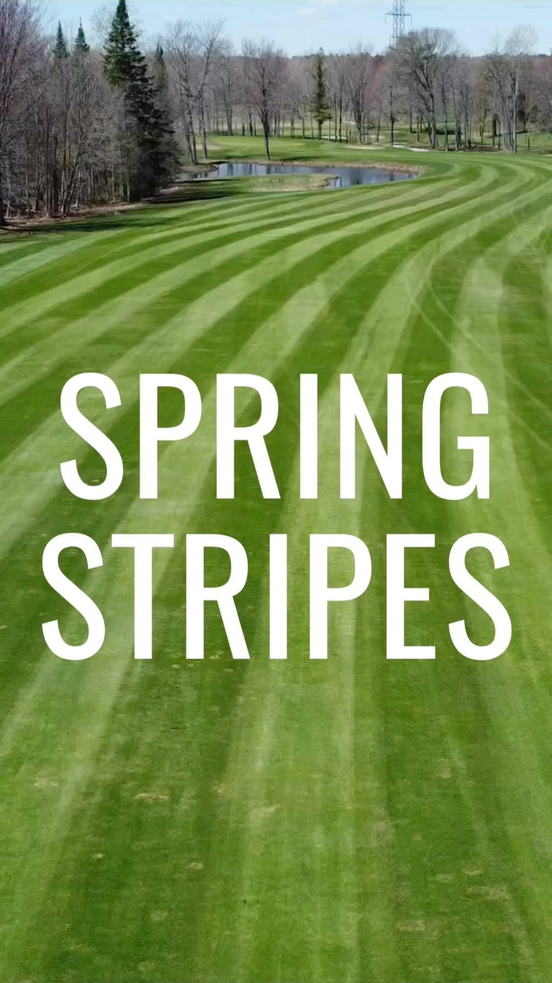 Spring stripes have arrived @therealturfcrew 🔥#SpringGolf
