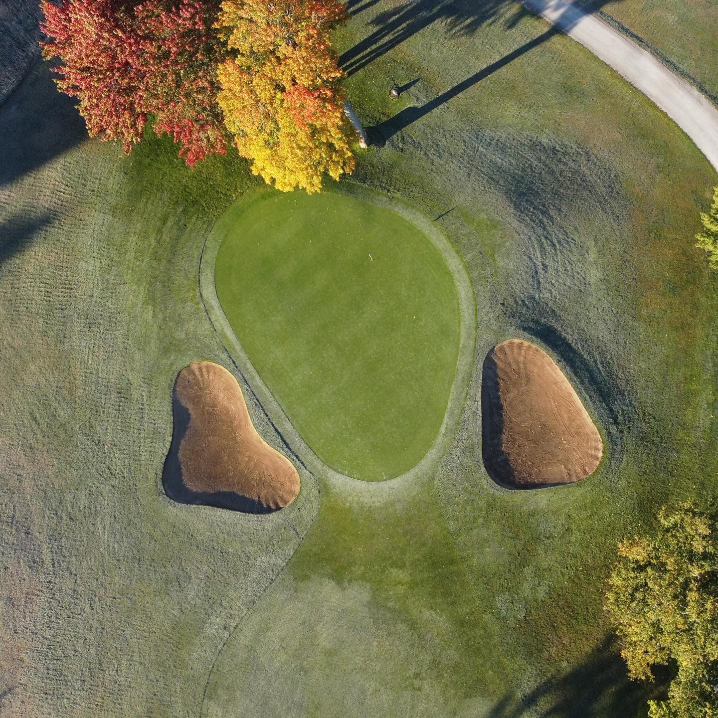 Originally beside the fairway bunker, 9 north green underwent a big move in 1968—125 yards back to its current spot. Kudos to architect Robbie Robinson for the new green, which was built as part of the south course construction. Pre-1968, it played as a 365-yard par 4 with a small square green. This hole was actually our opening hole for the first two years while the clubhouse was being built in the early 1950s. The original clubhouse was a small log cabin beside the yellow tees on 9. #LSGHistory #PlayTheLake