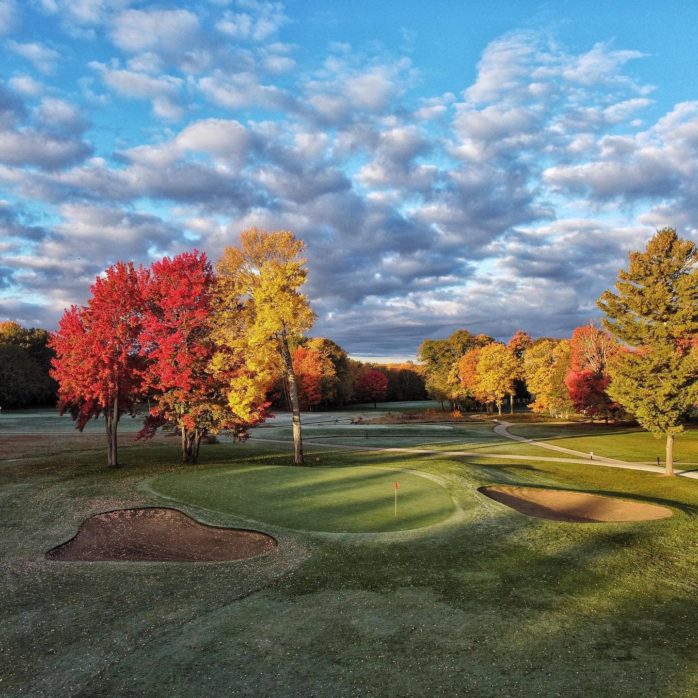 Originally beside the fairway bunker, 9 north green underwent a big move in 1968—125 yards back to its current spot. Kudos to architect Robbie Robinson for the new green, which was built as part of the south course construction. Pre-1968, it played as a 365-yard par 4 with a small square green. This hole was actually our opening hole for the first two years while the clubhouse was being built in the early 1950s. The original clubhouse was a small log cabin beside the yellow tees on 9. #LSGHistory #PlayTheLake