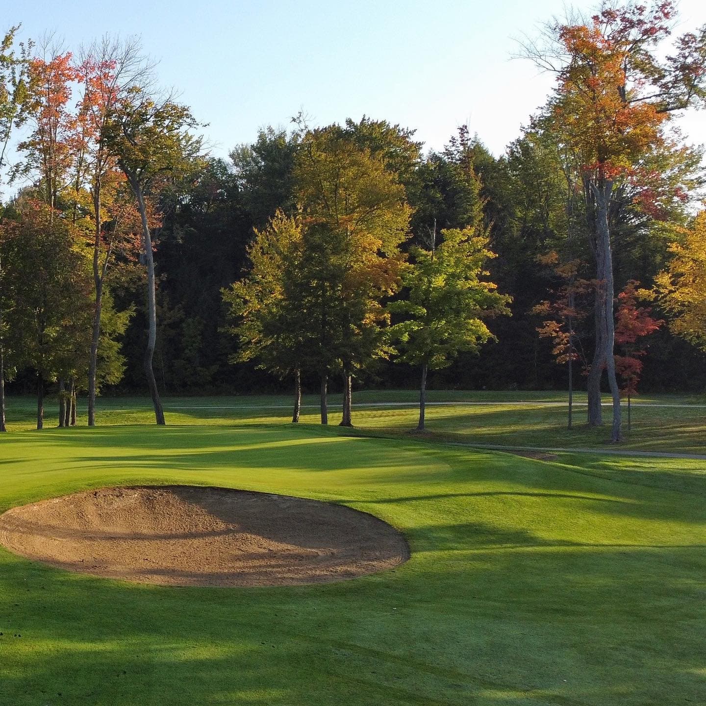Fall golf has arrived 🍁😍#PlayTheLake #FallGolf