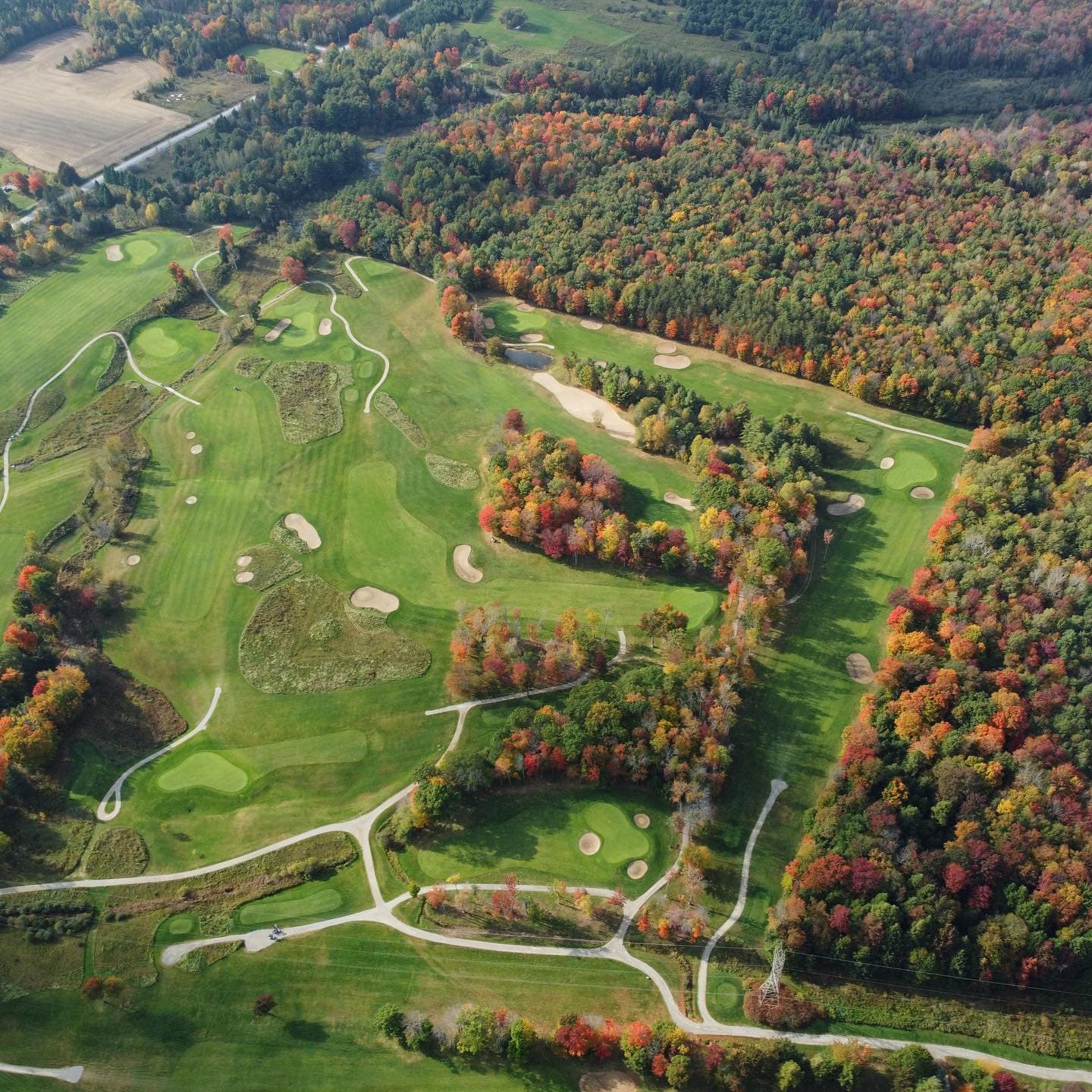 Ended up being a perfect Friday afternoon #FallGolf #PlayTheLake