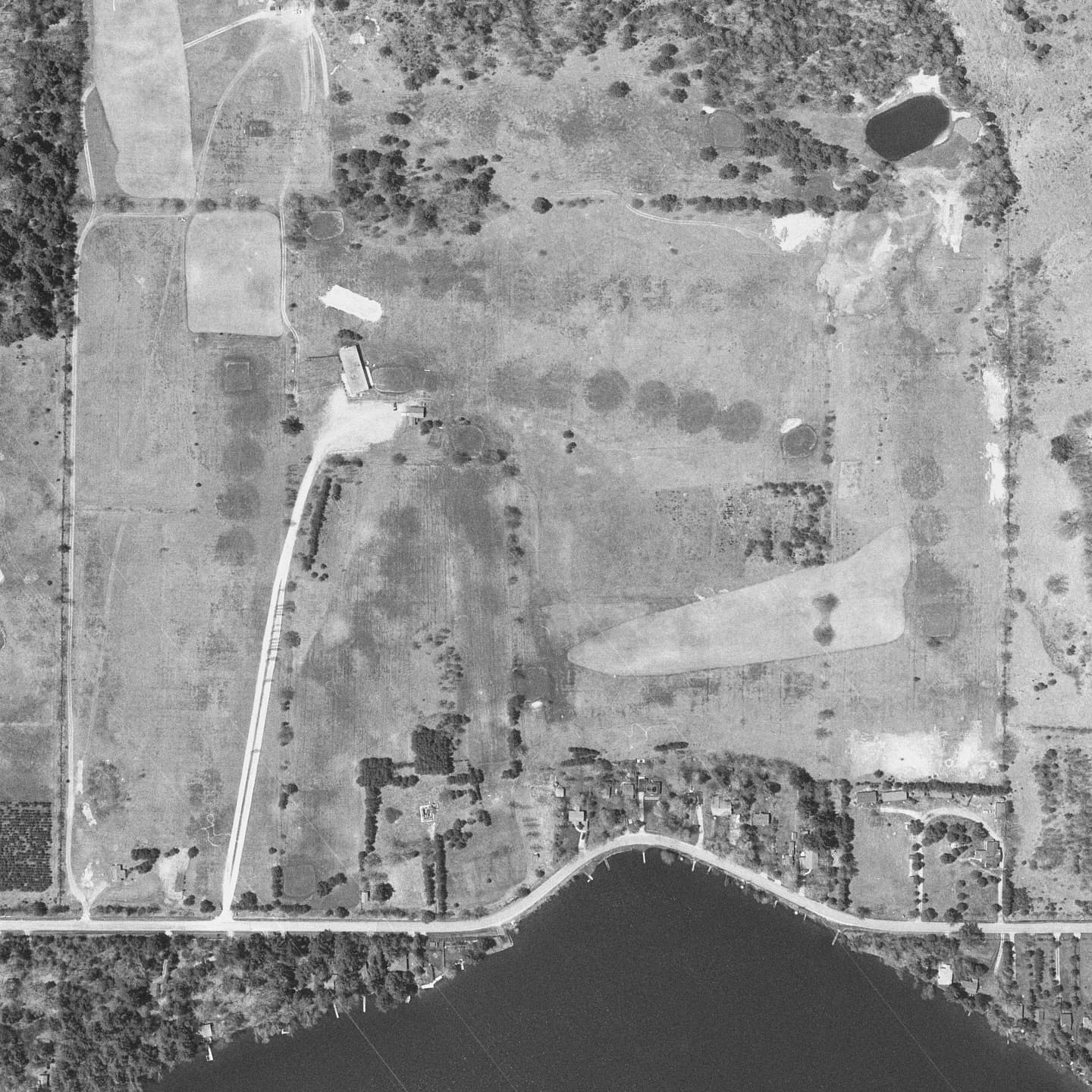 An aerial of the North Course from August 1st, 1968 🔥

The current 2nd and 5th holes can be seen under construction. They would later open for play in 1969. To make room for the new holes, the original 4th hole was removed and the original 5th and 6th holes were combined to create current day 6 North. 

The current green for 9 North can also be seen under construction. This lengthened the hole by roughly 150 yards to make it a par 5. The new 9th green would later open for play in 1970.
