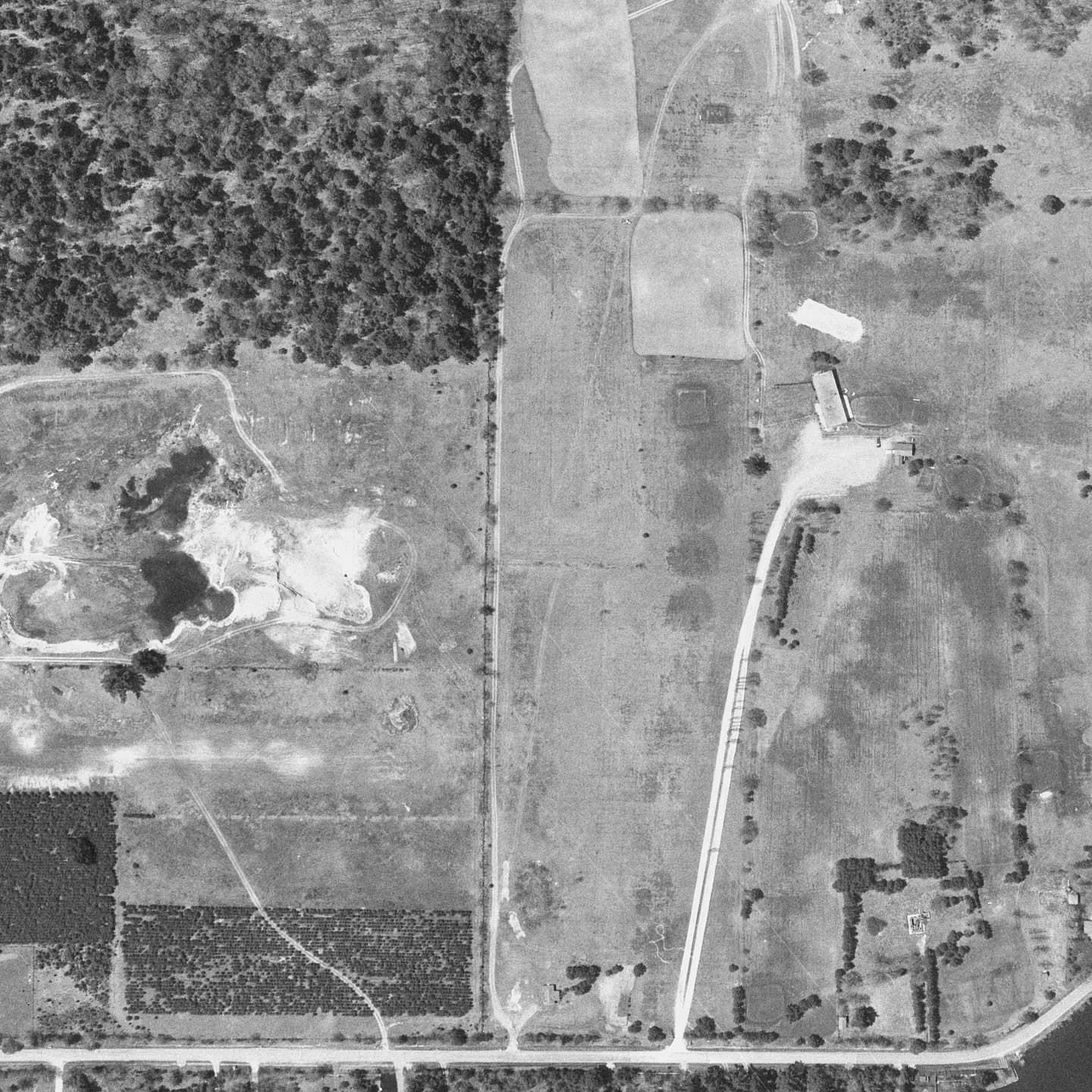 An aerial of the North Course from August 1st, 1968 🔥

The current 2nd and 5th holes can be seen under construction. They would later open for play in 1969. To make room for the new holes, the original 4th hole was removed and the original 5th and 6th holes were combined to create current day 6 North. 

The current green for 9 North can also be seen under construction. This lengthened the hole by roughly 150 yards to make it a par 5. The new 9th green would later open for play in 1970.