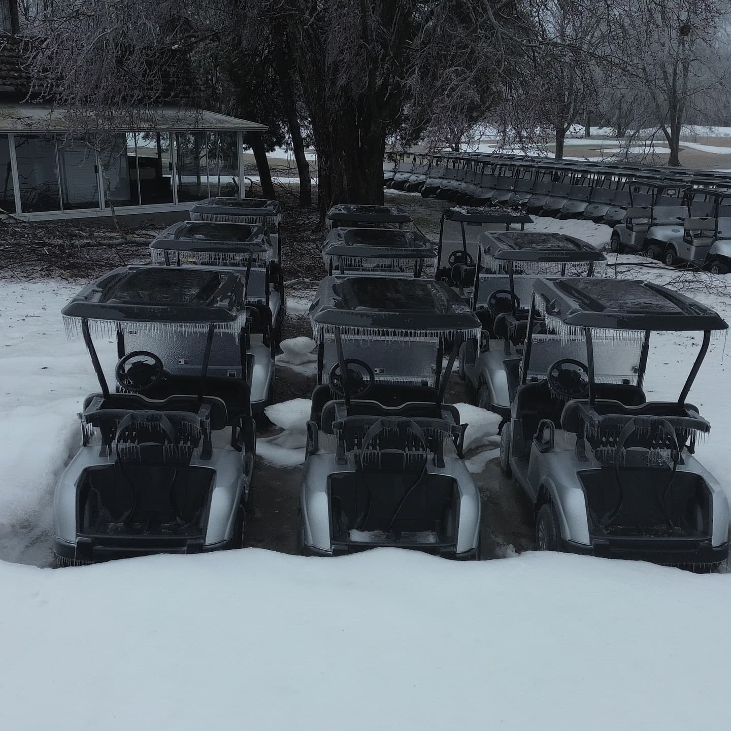 What a week! We received significant tree damage on the course, especially around the clubhouse and the north course.

Outside of trees the course was not damaged, and the greens are still looking great 👌

We’re happy to report that everyone’s favourite trees on 6 north and 9 south received no damage from the storm 😉

As we wait on power to be restored our crew is out cleaning up the damaged trees and getting the course ready for the season!
