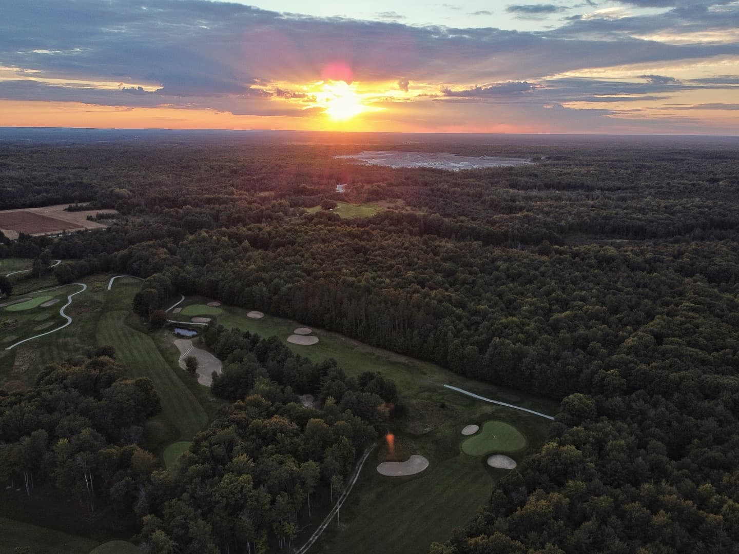 Sunset over the west course 👌