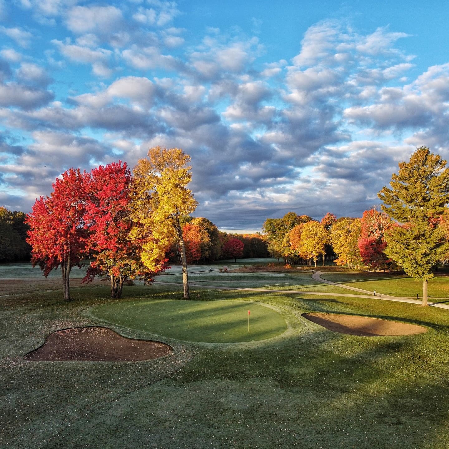 It’s September 1st which means #FallGolf is almost here 😍
