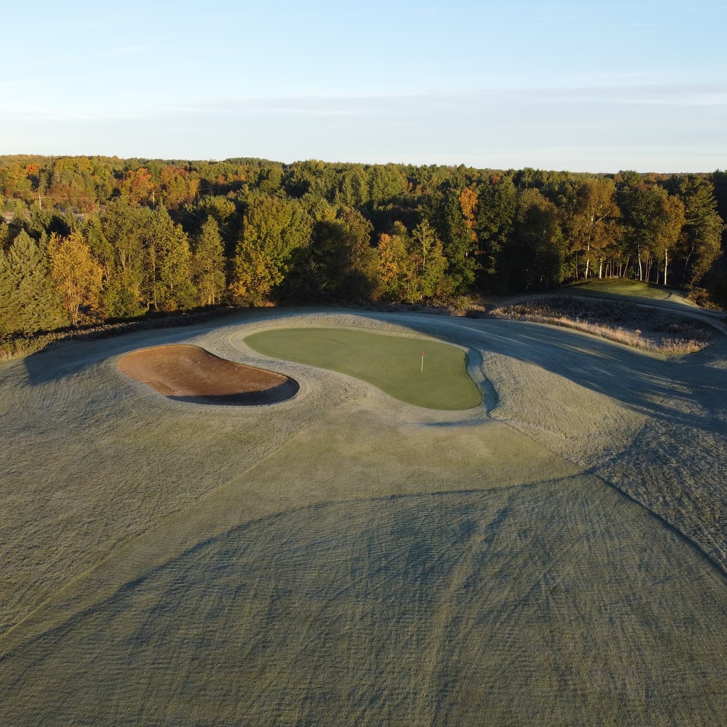 Frost mornings coming soon 🥶

This was a frost delay on September 28th, 2022 at 8:30am #PlayTheLake