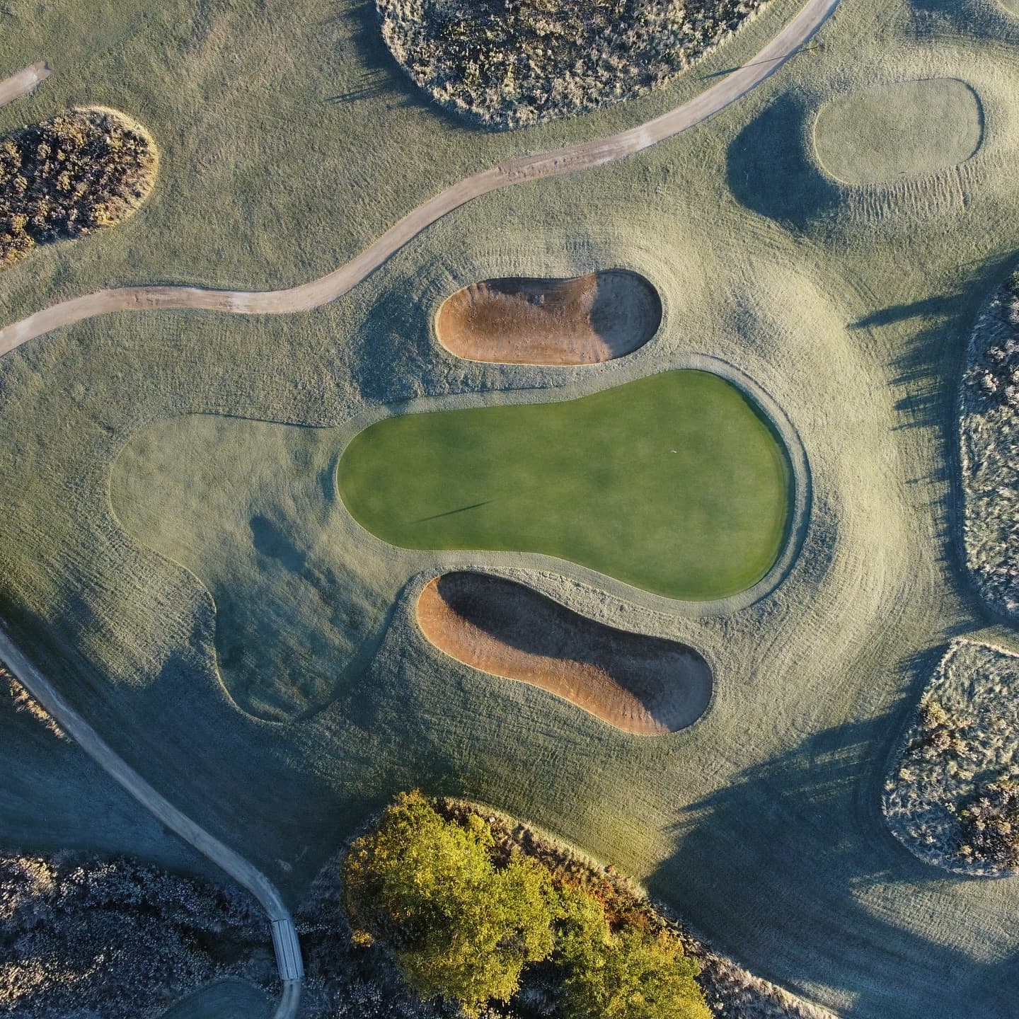 Frost mornings coming soon 🥶

This was a frost delay on September 28th, 2022 at 8:30am #PlayTheLake