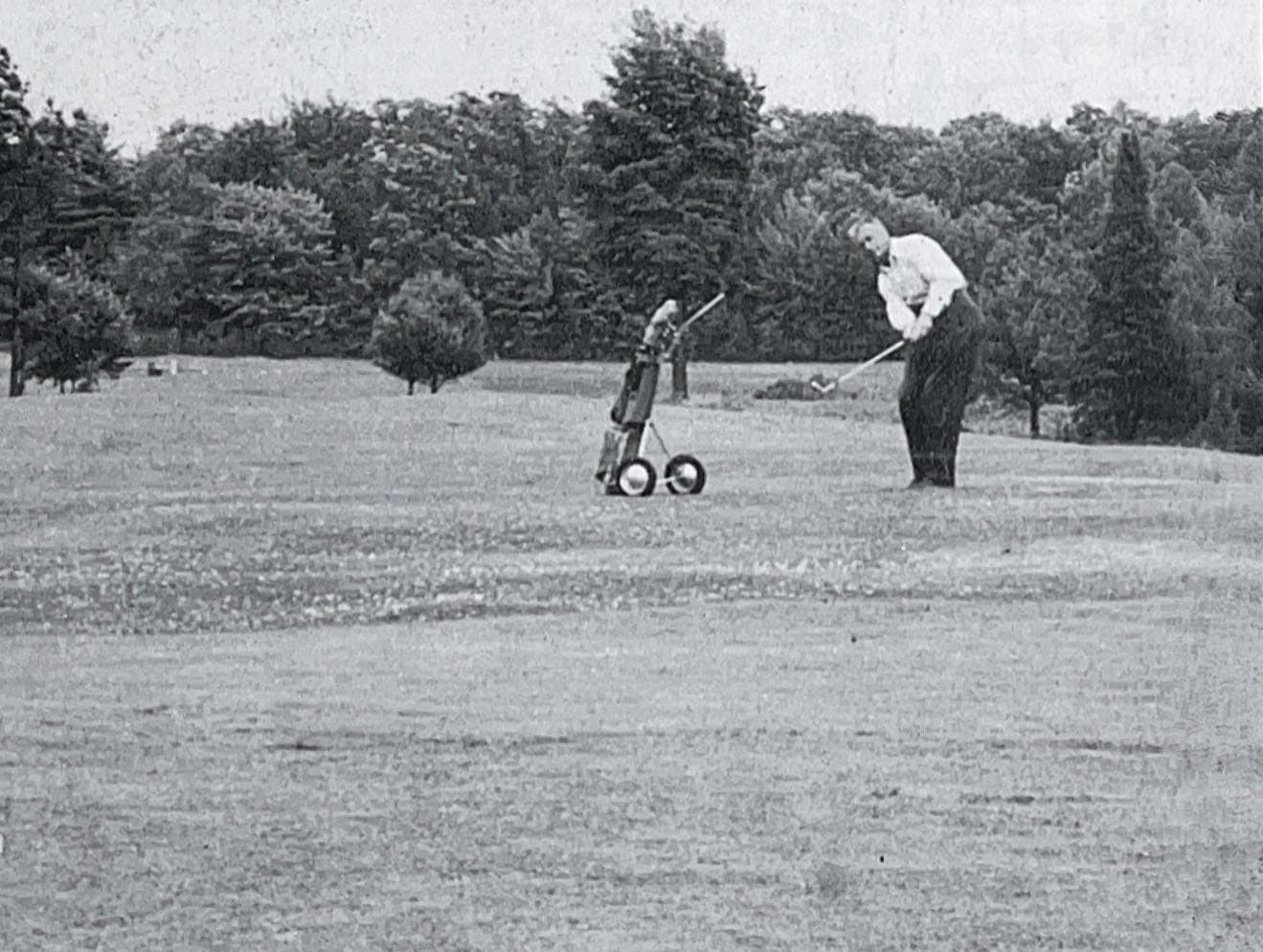 Ed Leeder and Drummond McCarroll in 1955. Ed Leeder was the first owner and built the north course in the early 1950s!

What hole do you think they’re playing?
