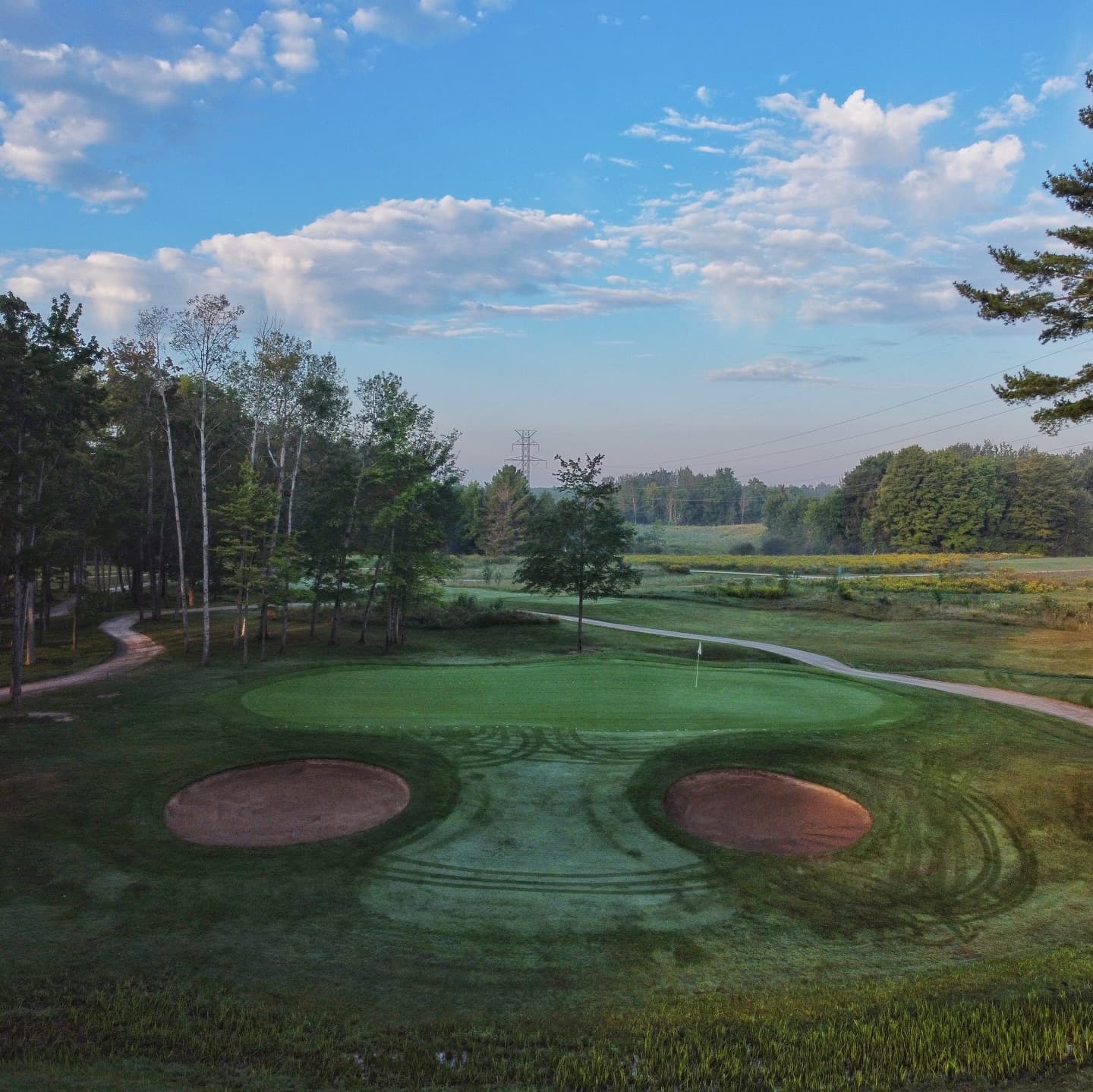 Itβs March 1st which means next month we will (hopefully) be golfing π
Our opening day is typically during the last two weeks of April. Last year it was delayed until the start of may due to the ice storm. #PlayTheLake