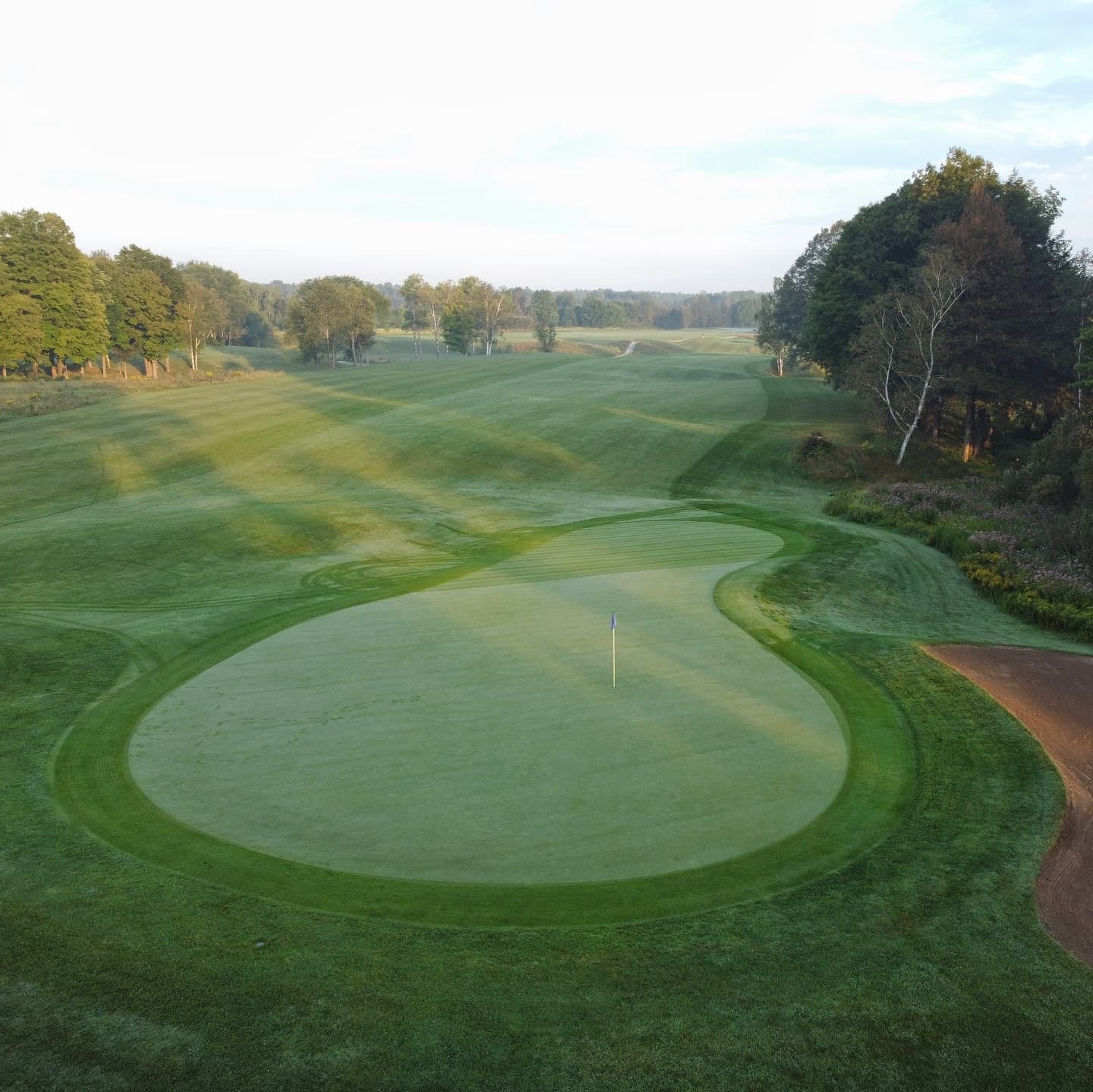 Itβs March 1st which means next month we will (hopefully) be golfing π
Our opening day is typically during the last two weeks of April. Last year it was delayed until the start of may due to the ice storm. #PlayTheLake